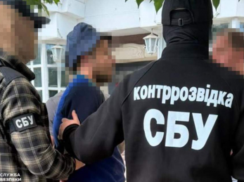Військового з Хмельниччини підозрюють у держзраді через реєстрацію Starlink для росіян