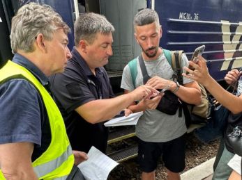 «Укрзалізниця» посилила перевірку документів під час посадки
