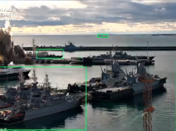 «Вперше в історії». СБУ підірвала російську субмарину підводними дронами (ВІДЕО)