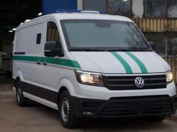 Влада Угорщини захопила 7 співробітників “Ощадбанку” у заручники: що з ними — невідомо