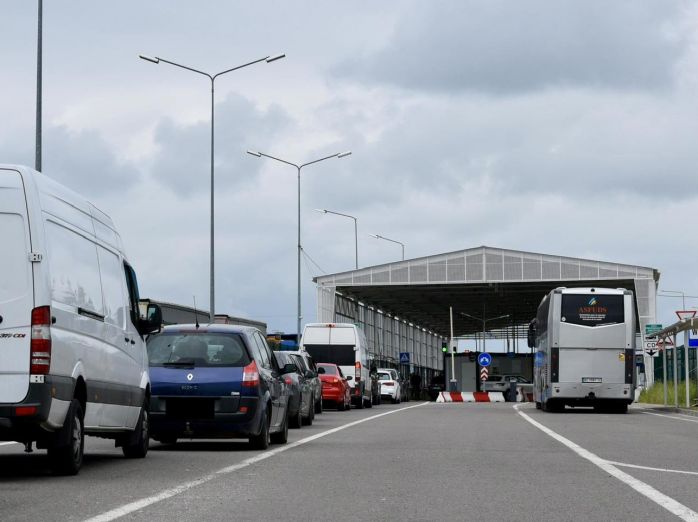 На кордоні з Польщею у Львівській області виникли черги
