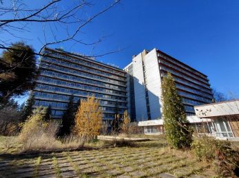 Понад 10 років пустують: чи запрацюють закинуті санаторії в Трускавці