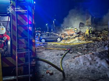 “Чутно було за кілометри”: біля Стрия рятують людей з-під руїн після потужного вибуху