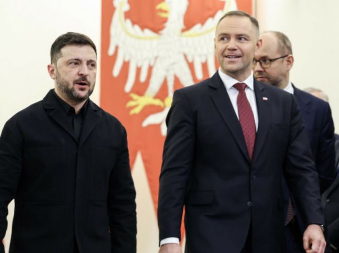 Президент Польщі позбавив Зеленського ордена Білого Орла