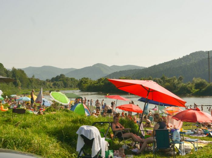 В Україні планують збільшити оплачувану відпустку до 28 днів