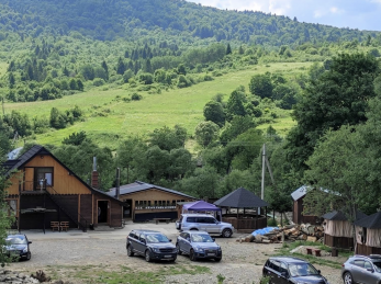 Правоохоронці розслідують можливі махінації із землею під садибою біля Тустані