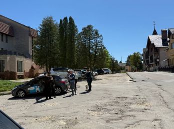 У Трускавці в автомобілі таксі раптово помер іноземець