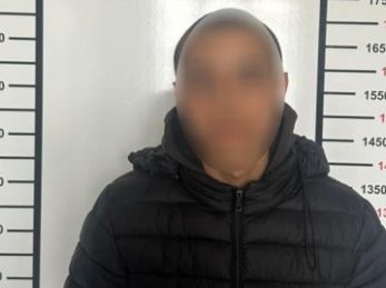 У Дрогобичі 18-річний юнак пограбував дівчинку